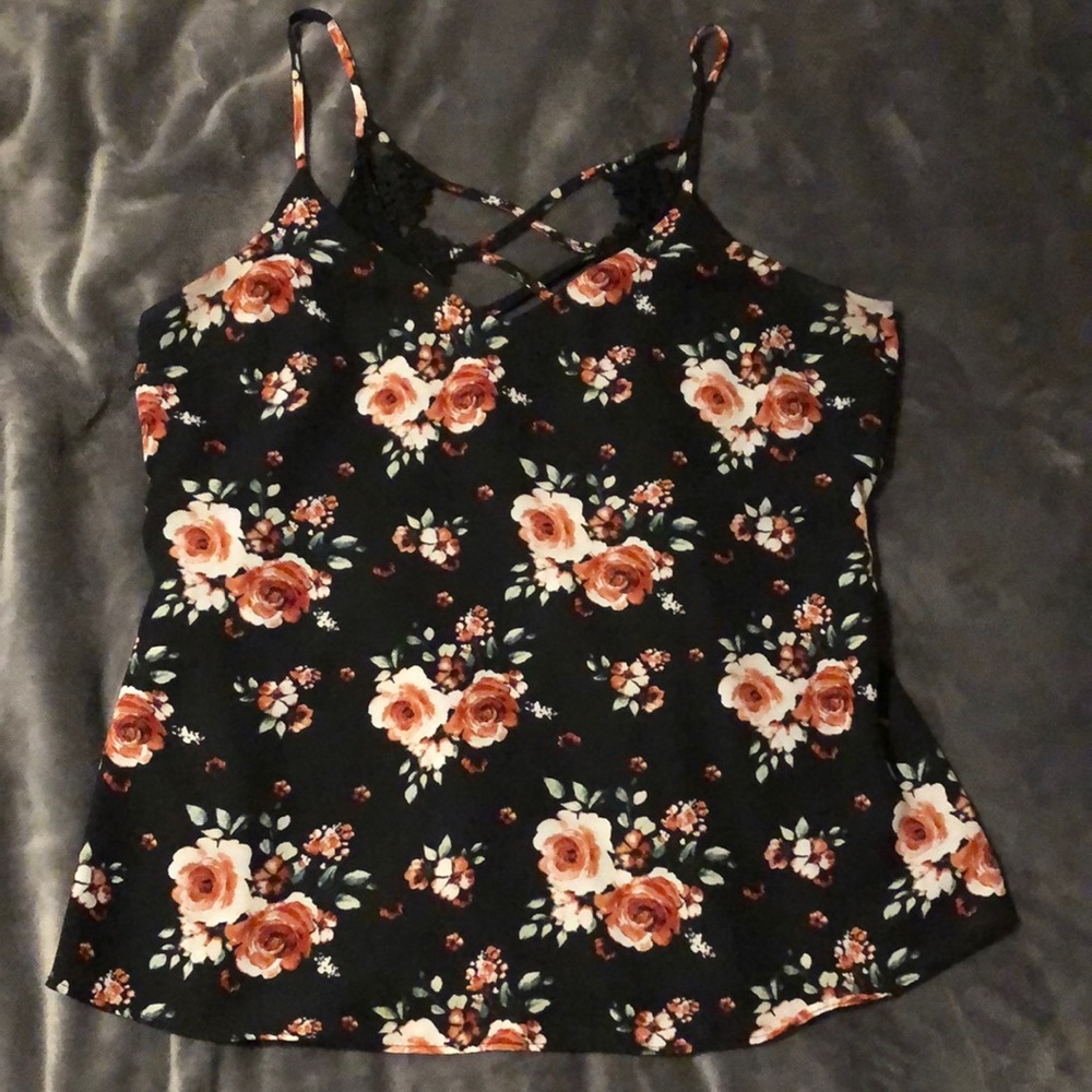 kismet V-neck camisole with back detail